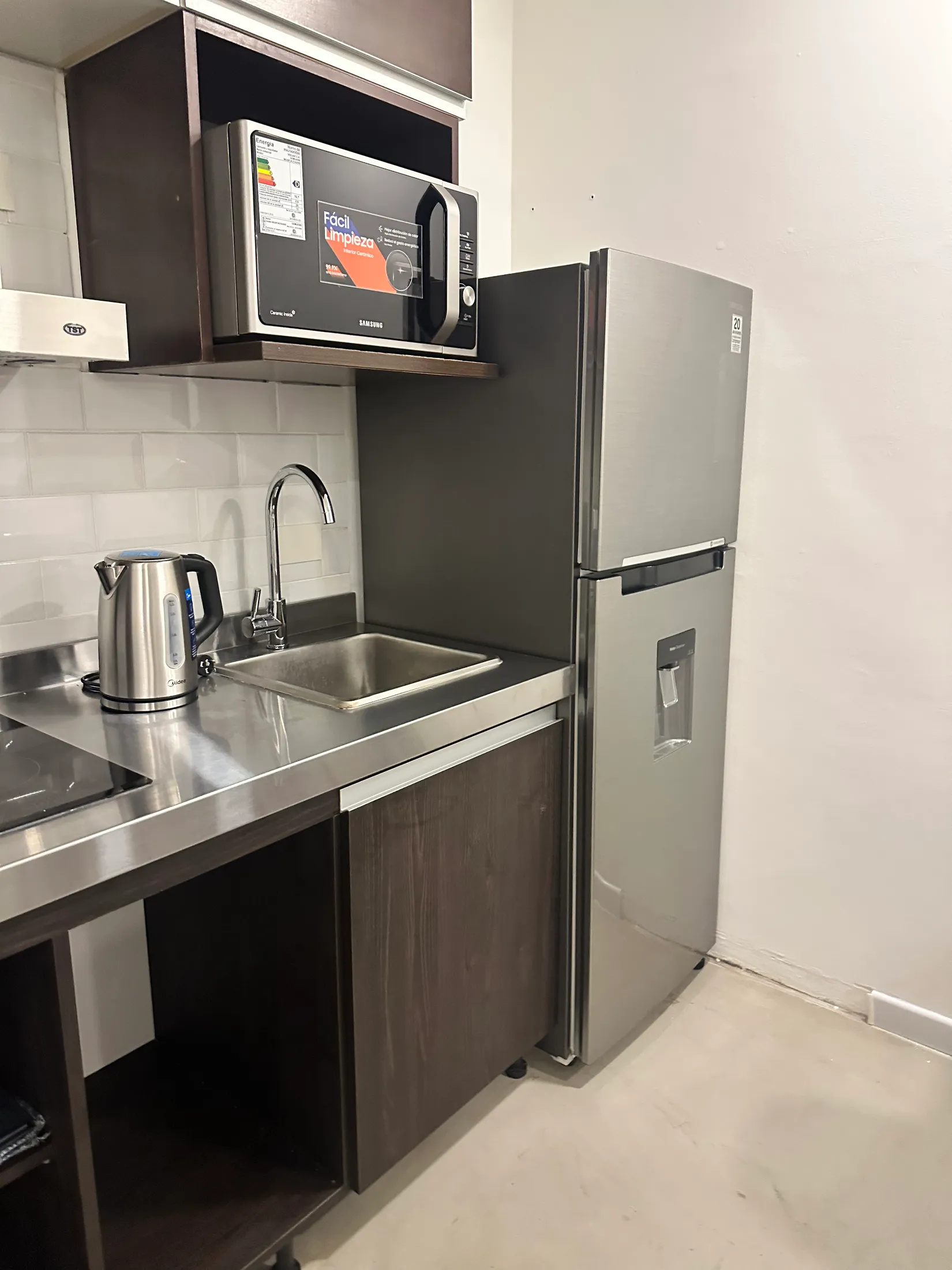 Monoambiente Premium Wengue — imagen 3